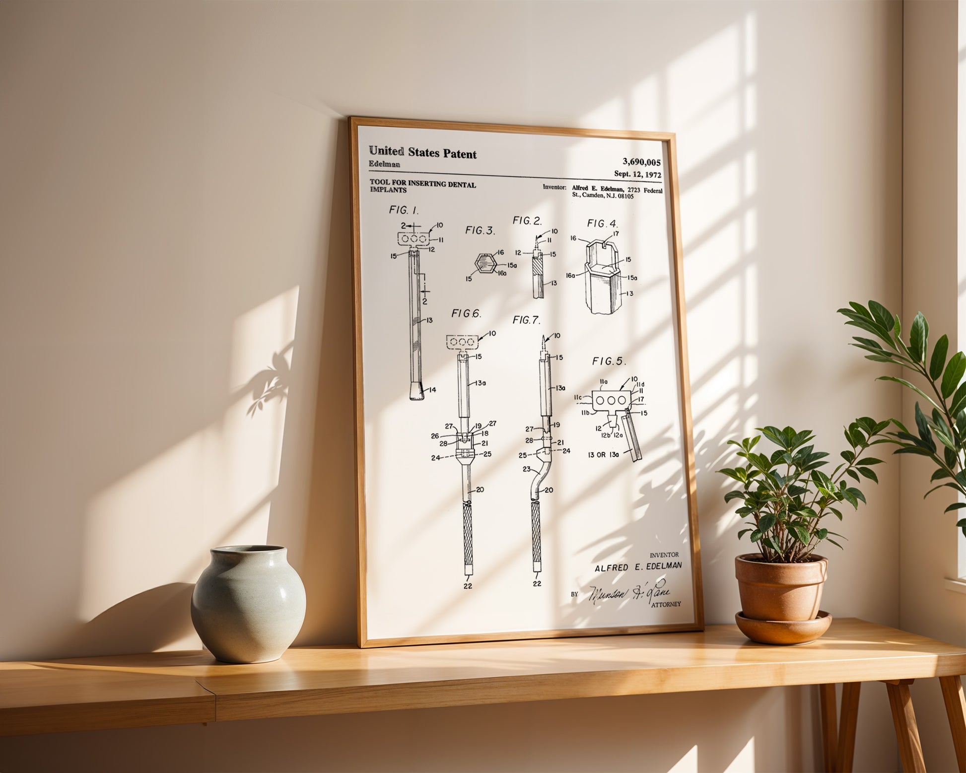 Dental Implants 1972 Patent Poster - GroovyGrove